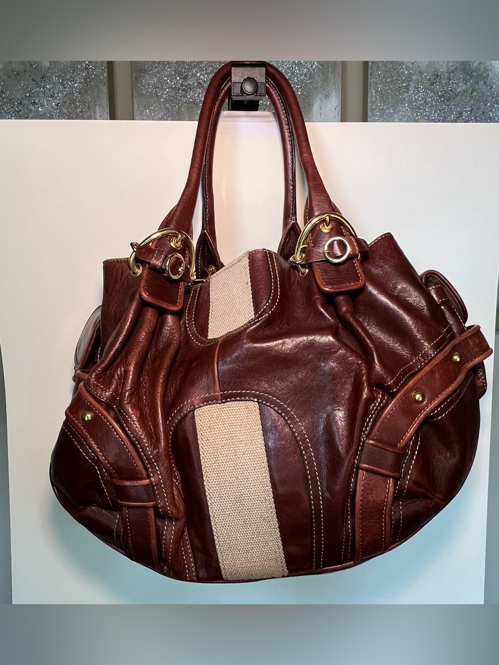 VNTG Juicy Couture Chocolate Brown Leather Hobo Shoulder Bag Gold Hardware Y2K - Picture 7 of 16